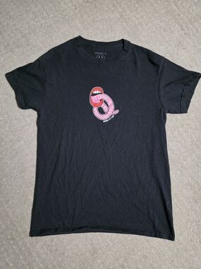 Black Graphic Short Sleeve Tee with Pink Logo